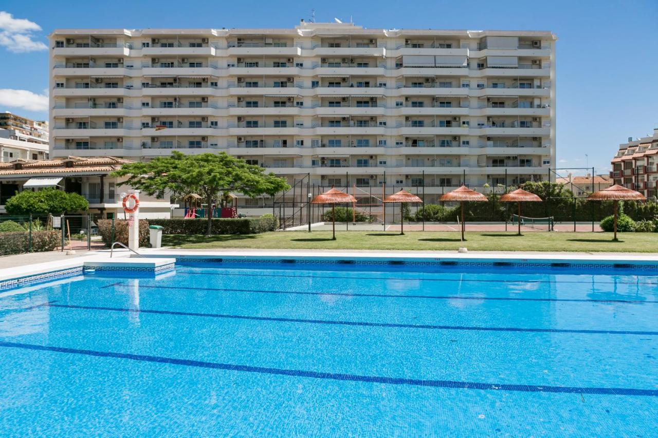 Malagadevacaciones - La Carihuela Palace Торемолинос Екстериор снимка