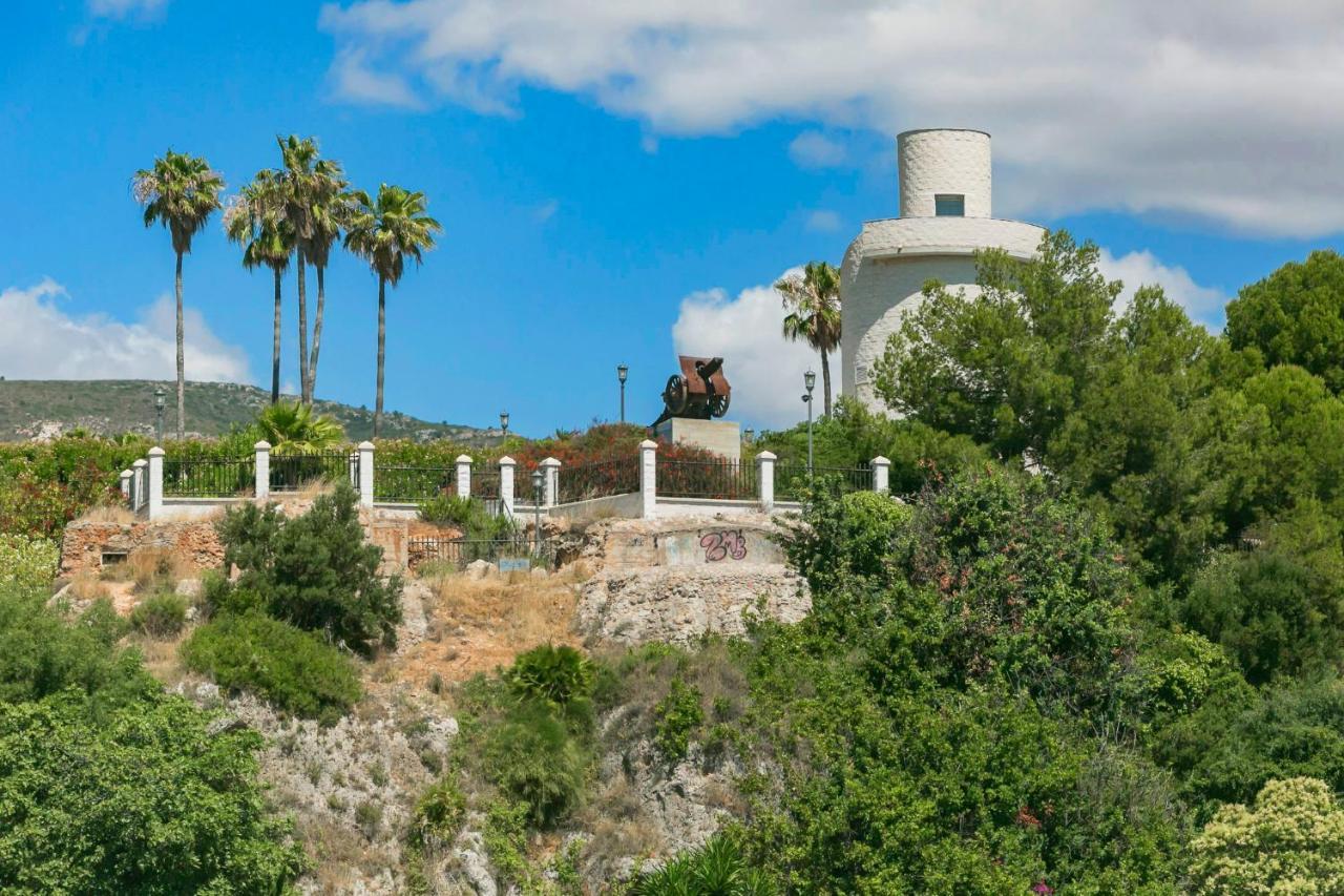 Malagadevacaciones - La Carihuela Palace Торемолинос Екстериор снимка